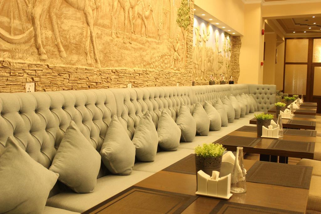 Atlas B&B Hotel 두샨베 외부 사진